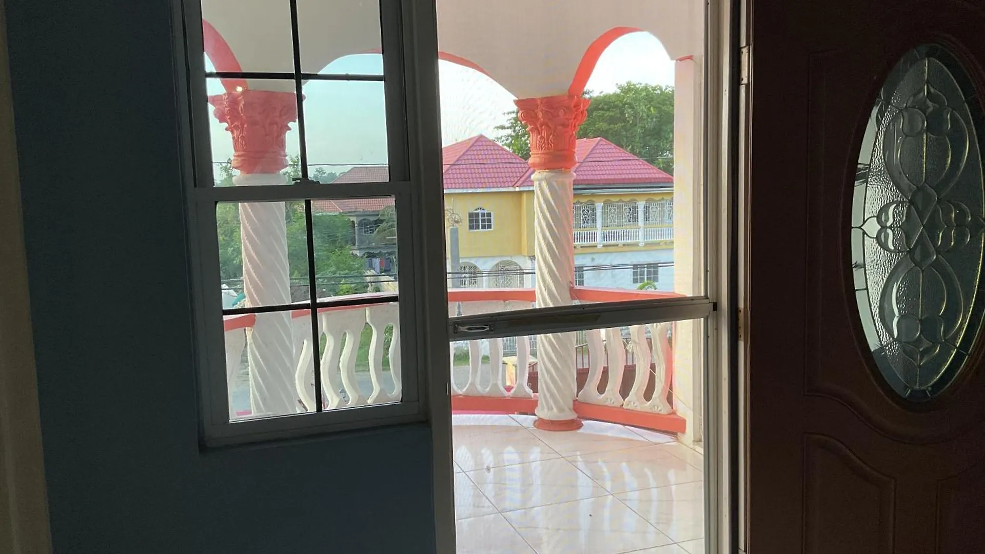 A Taste Of Jamaica Lavern'S Place Ocho Rios Apartamento